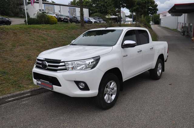 Imagine Toyota Hilux Double Cab Comfort 4x4 2,4-l 6-Stufen-AT