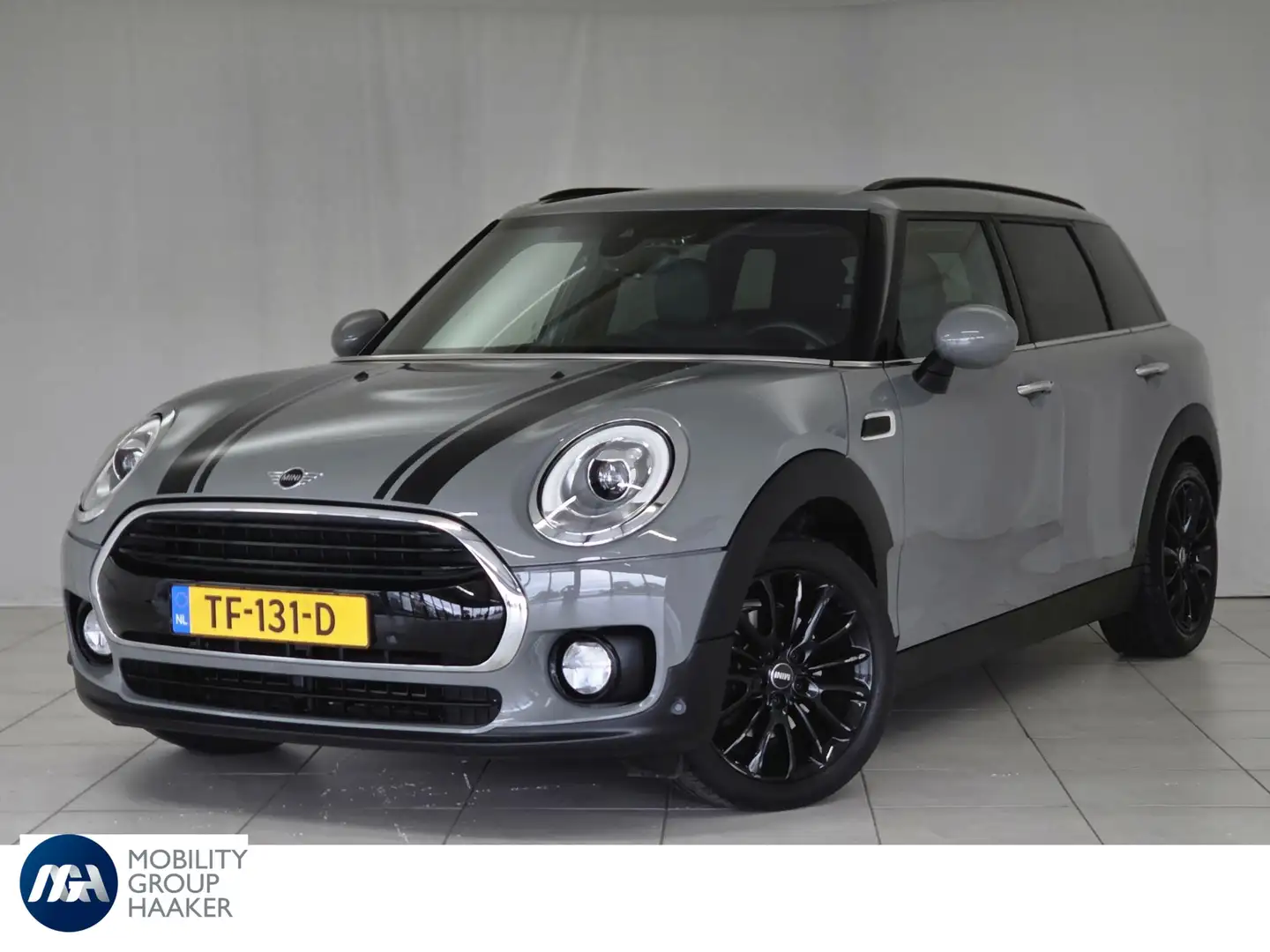MINI Cooper Clubman Mini 1.5 Business Edition | Navigatie | Parkeersen Gris - 1