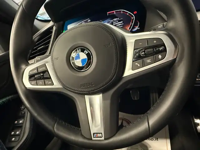 BMW 1 Series view 16