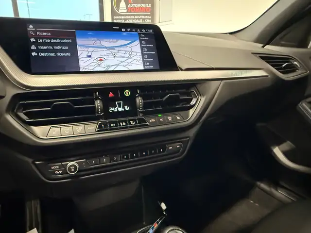 BMW 1 Series view 13