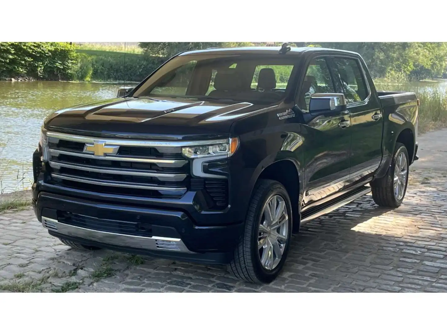 Chevrolet Silverado 6,2L V8 HIGH COUNTRY Bleu - 2