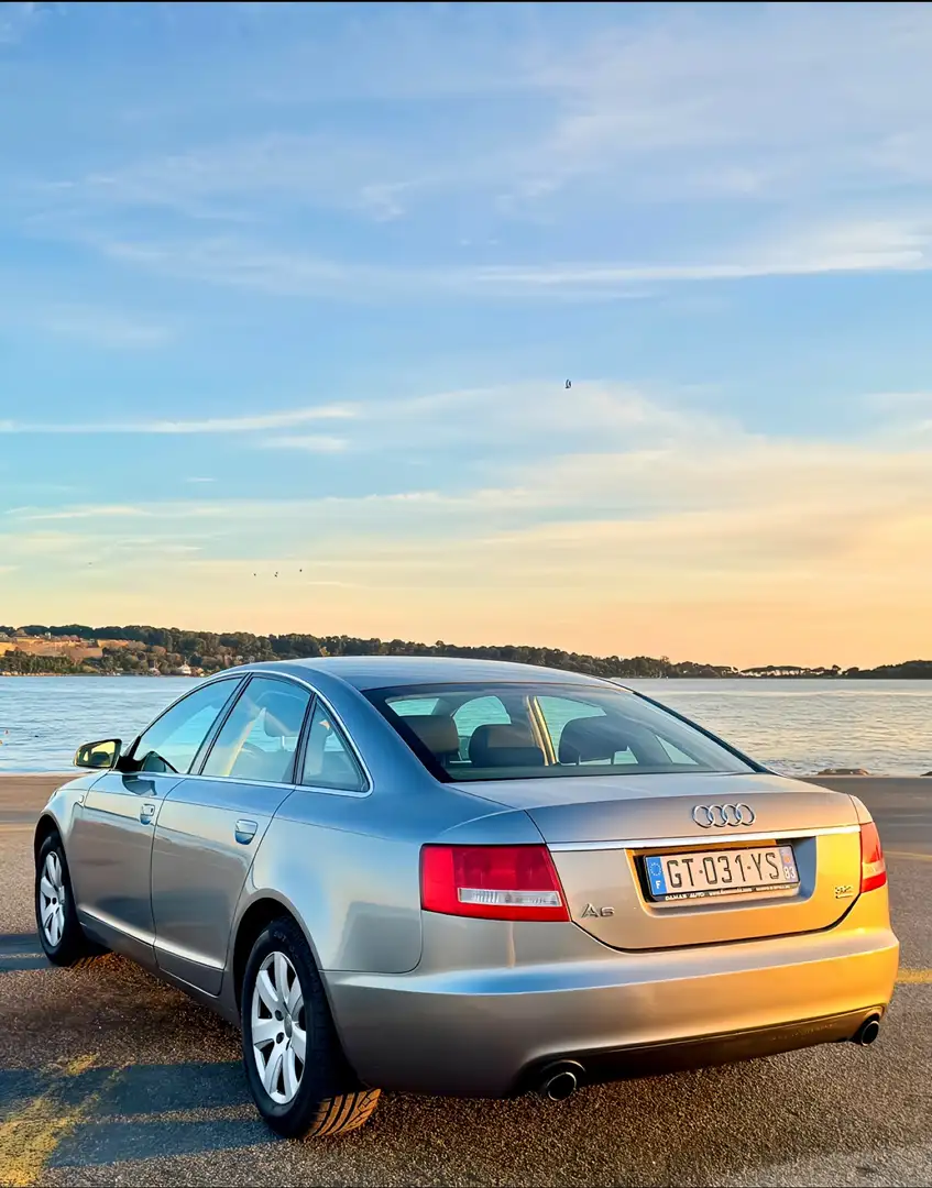 Audi A6 3.2L V6 Pack Plus Quattro Gris - 1