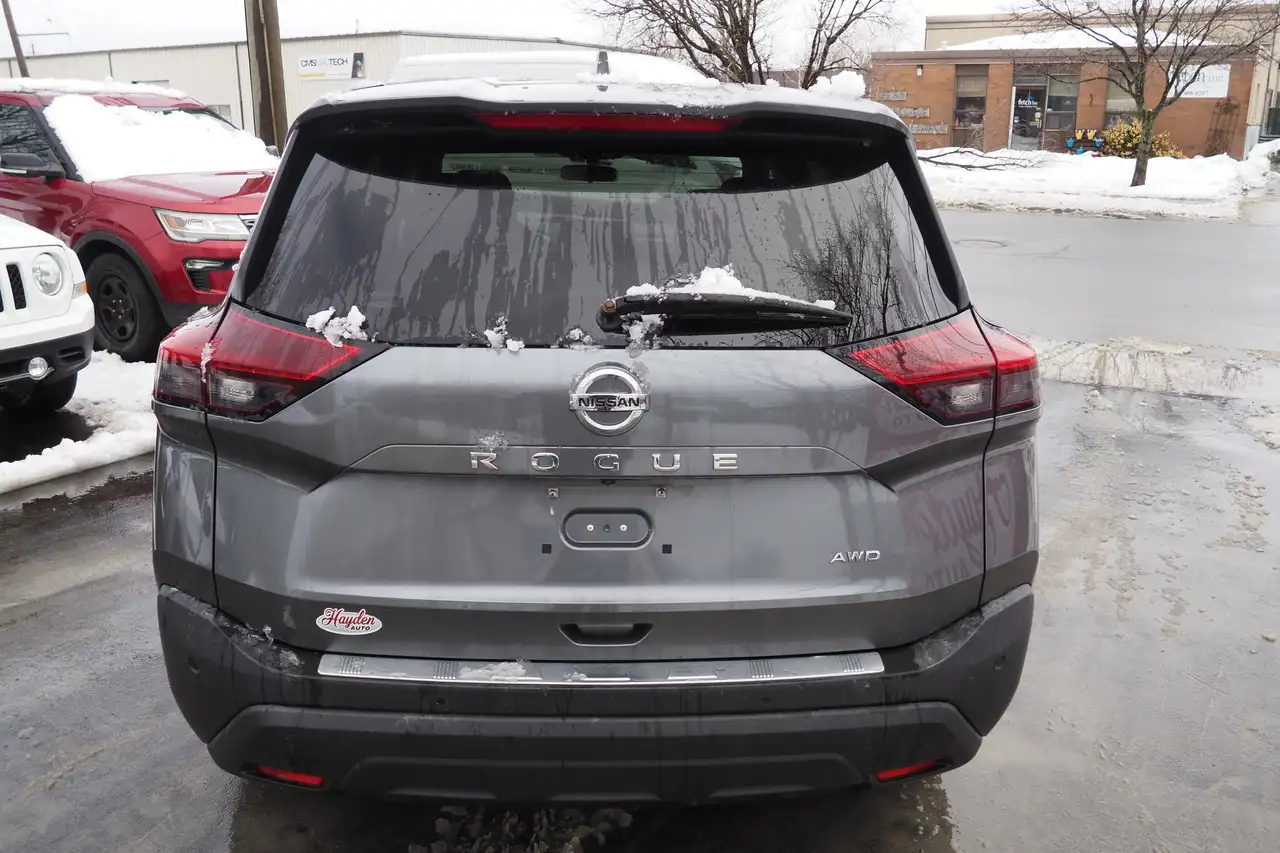 Nissan Rogue снимка Nissan Rogue