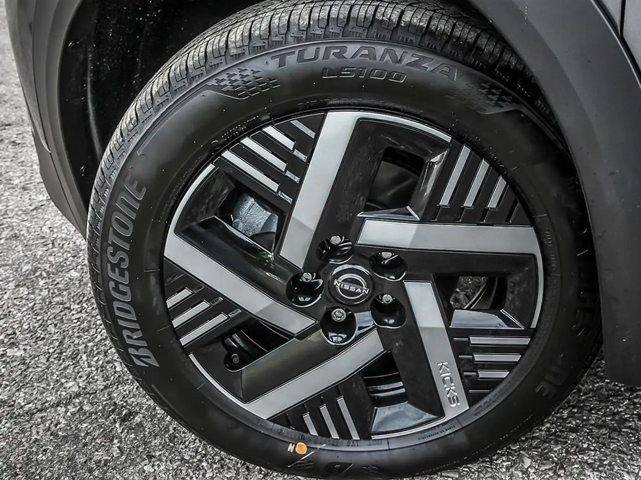 Nissan Kicks снимка Nissan Kicks