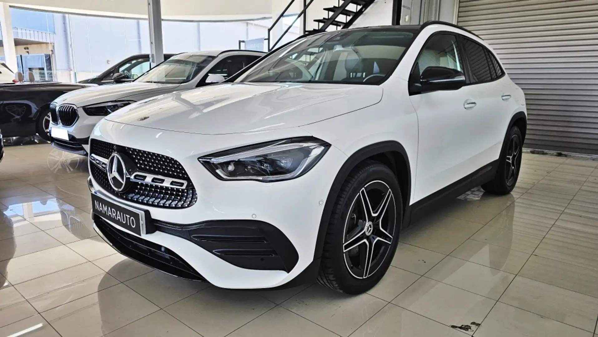 Mercedes-Benz GLA 200 200d 8G-DCT Blanc - 1