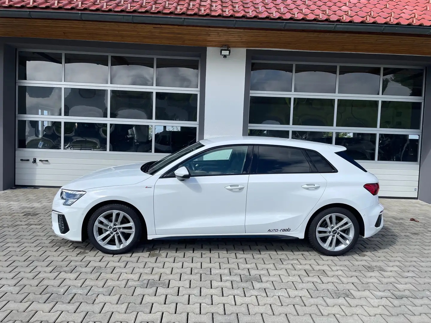Audi A3 Sportback 30 TDI *S-line*LED*VIRTUAL*RFK*APP* Weiß - 2