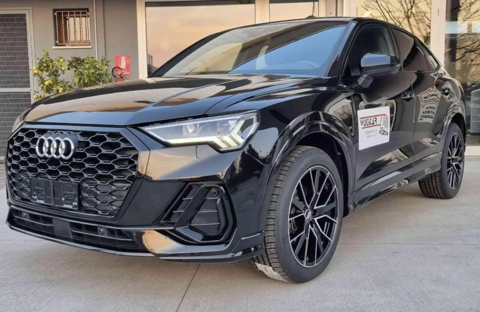 Audi Q3 SPB 35 TFSI S tronic *s-line sterno Nero - 2