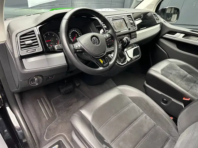 Volkswagen Multivan view 15