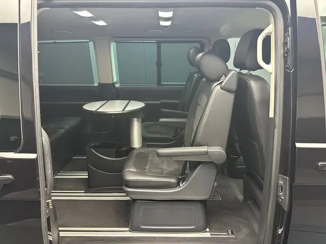 Volkswagen Multivan view 25