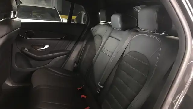 Mercedes-Benz GLC view 11