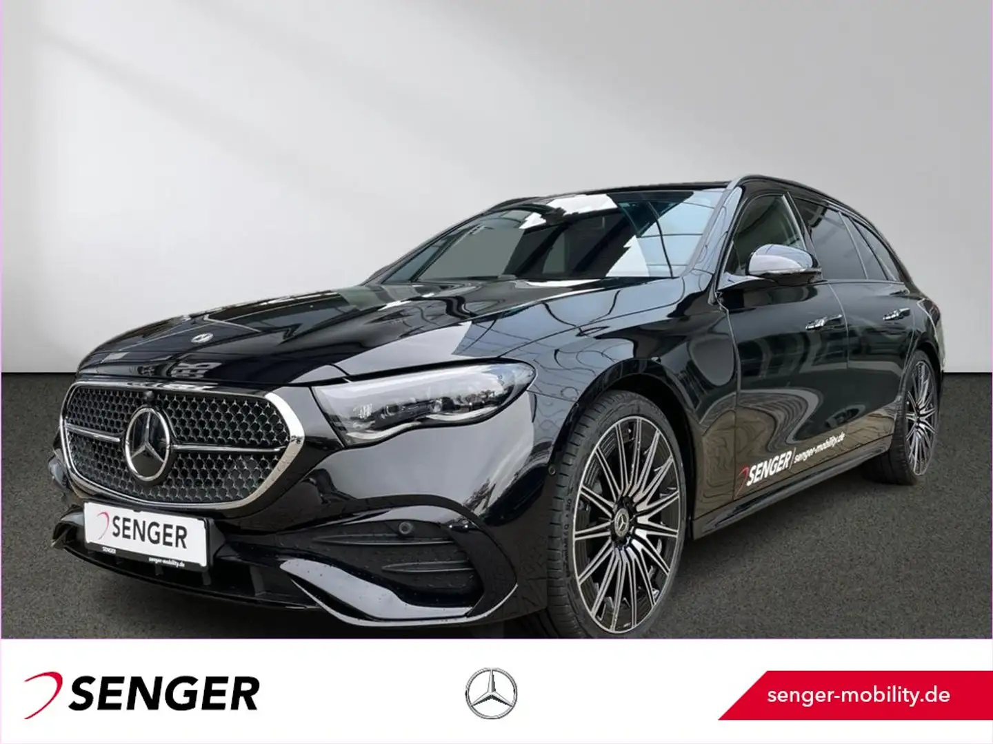 Mercedes-Benz E 450 d 4M T AMG DigitalLight Distronic Pano AHK Schwarz - 1