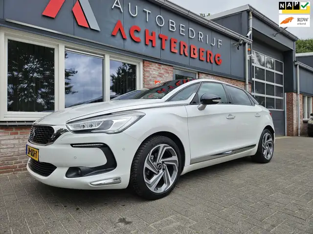 DS Automobiles DS 5