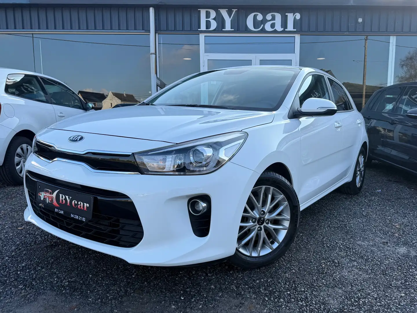 Kia Rio 1.0 T-GDi *GARANTIE 2 ANS* 1 PROPRIETAIRE Blanc - 1