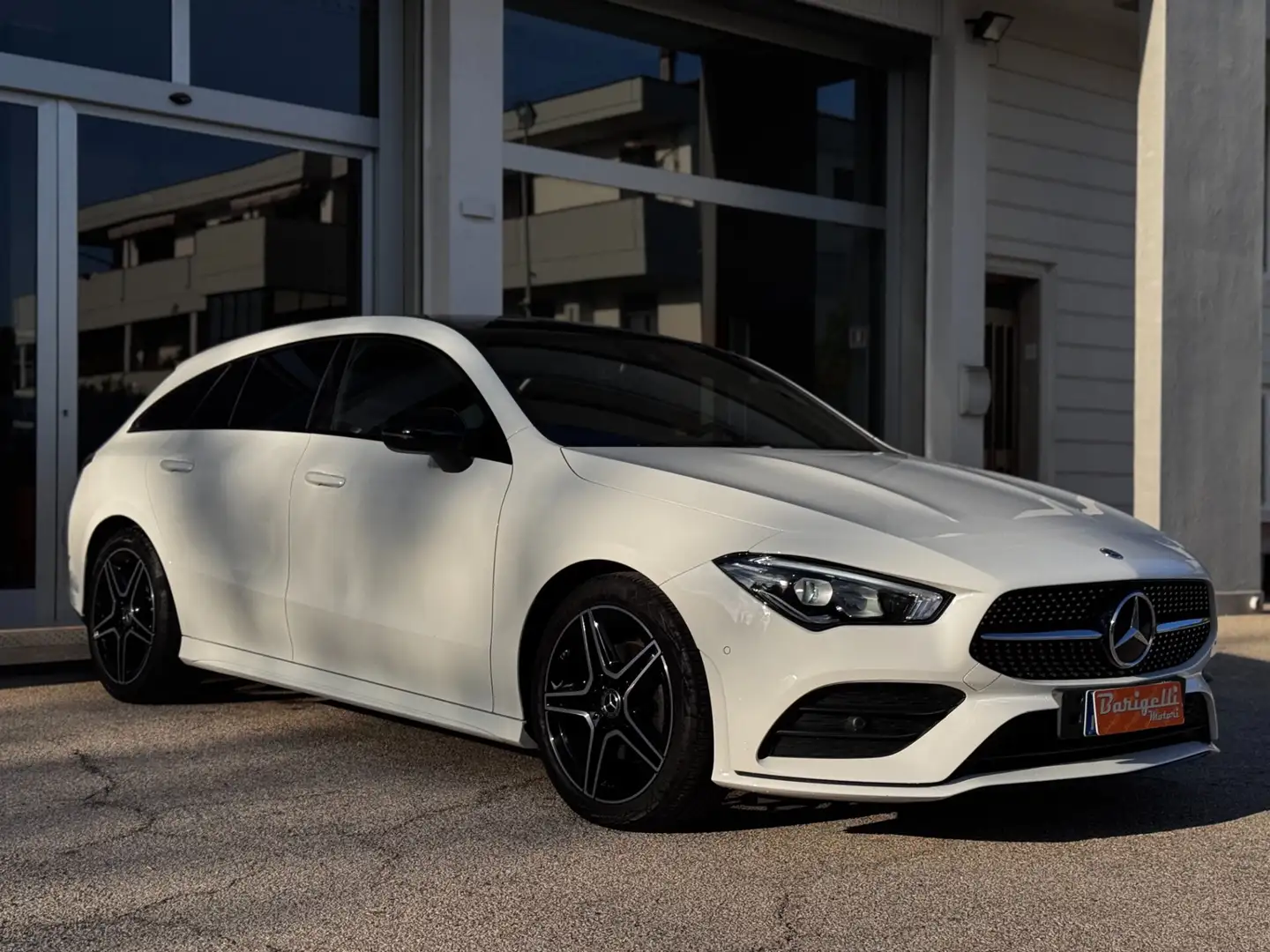 Mercedes-Benz CLA 200 CLA 200 Automatic Shooting Brake Premium Amg, Ganc Bianco - 2