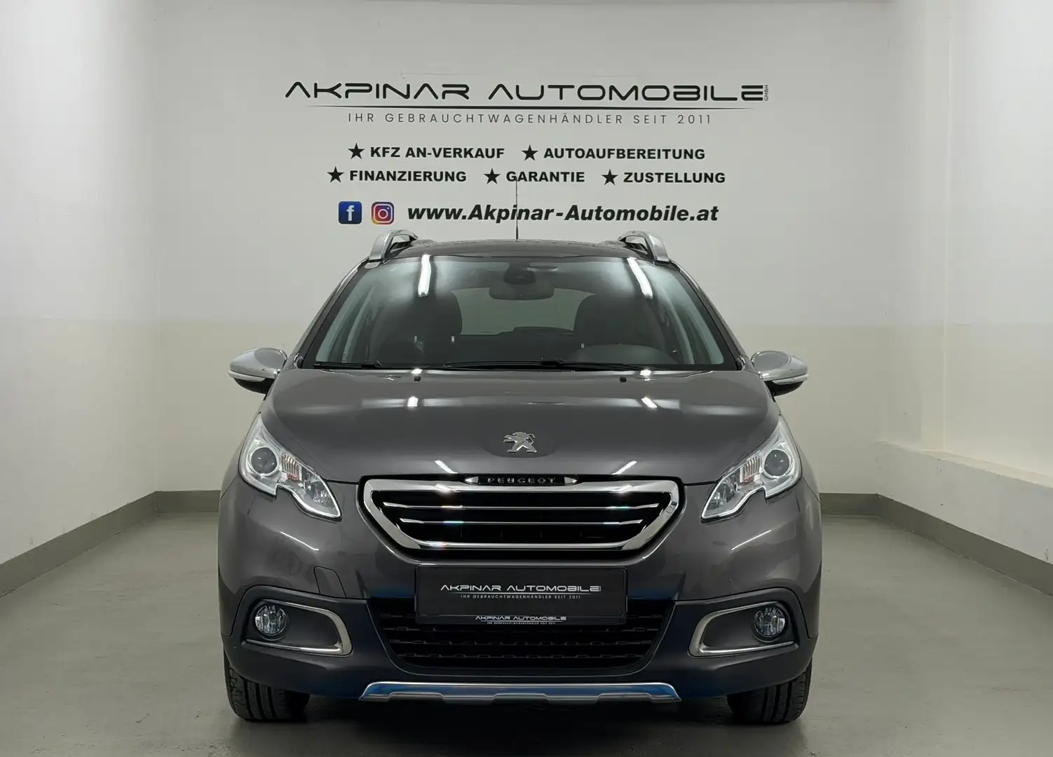 Peugeot 2008 1,6 VTi Allure TEMPOMAT - SHZ - Ab 146€ /Mo Grau - 2