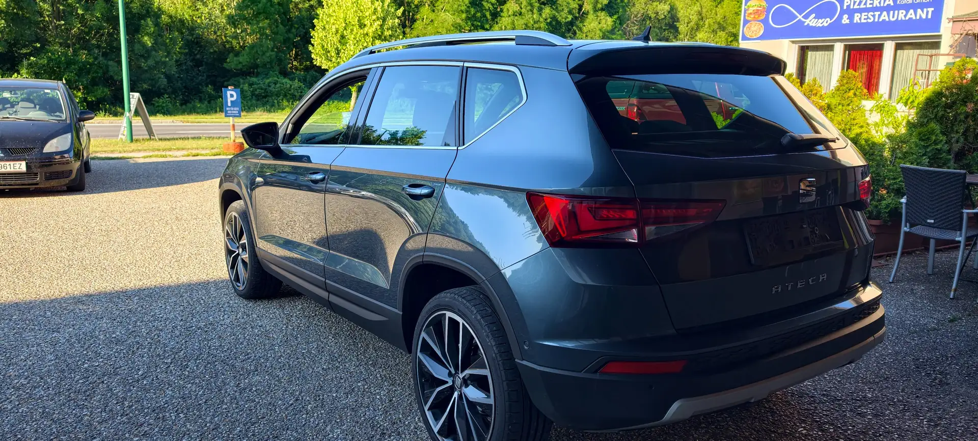 SEAT Ateca Xcellence Grau - 2