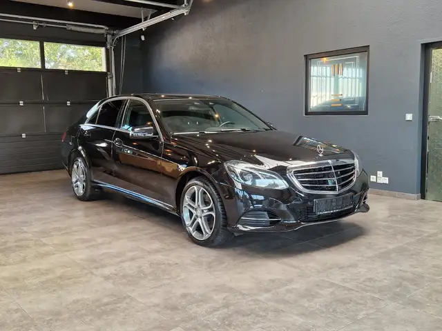 Mercedes-Benz E 350 Lim. E 350 BlueTEC 4-Matic*AHK*Navi