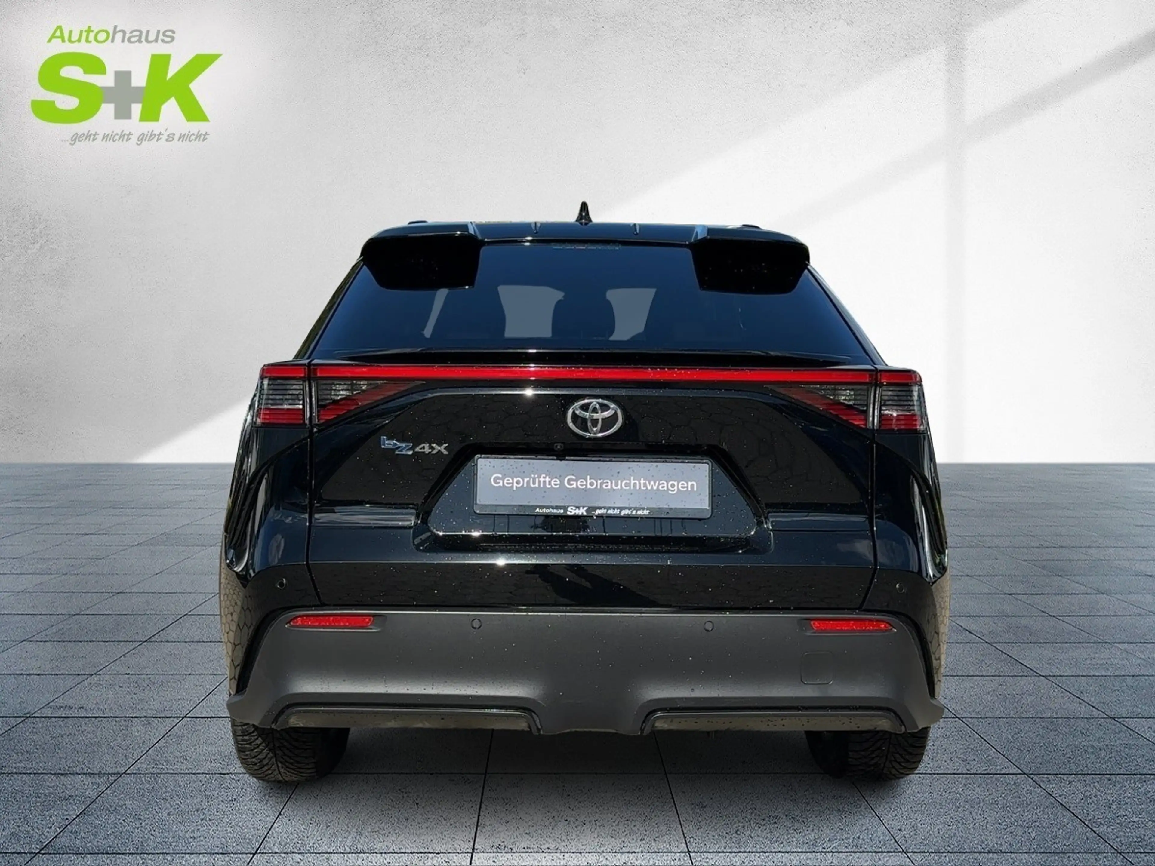 Toyota bZ4X FWD *360° KAMERA*SHZ*CCS*LRHZ*NAVI*CARPLAY* — photo 3
