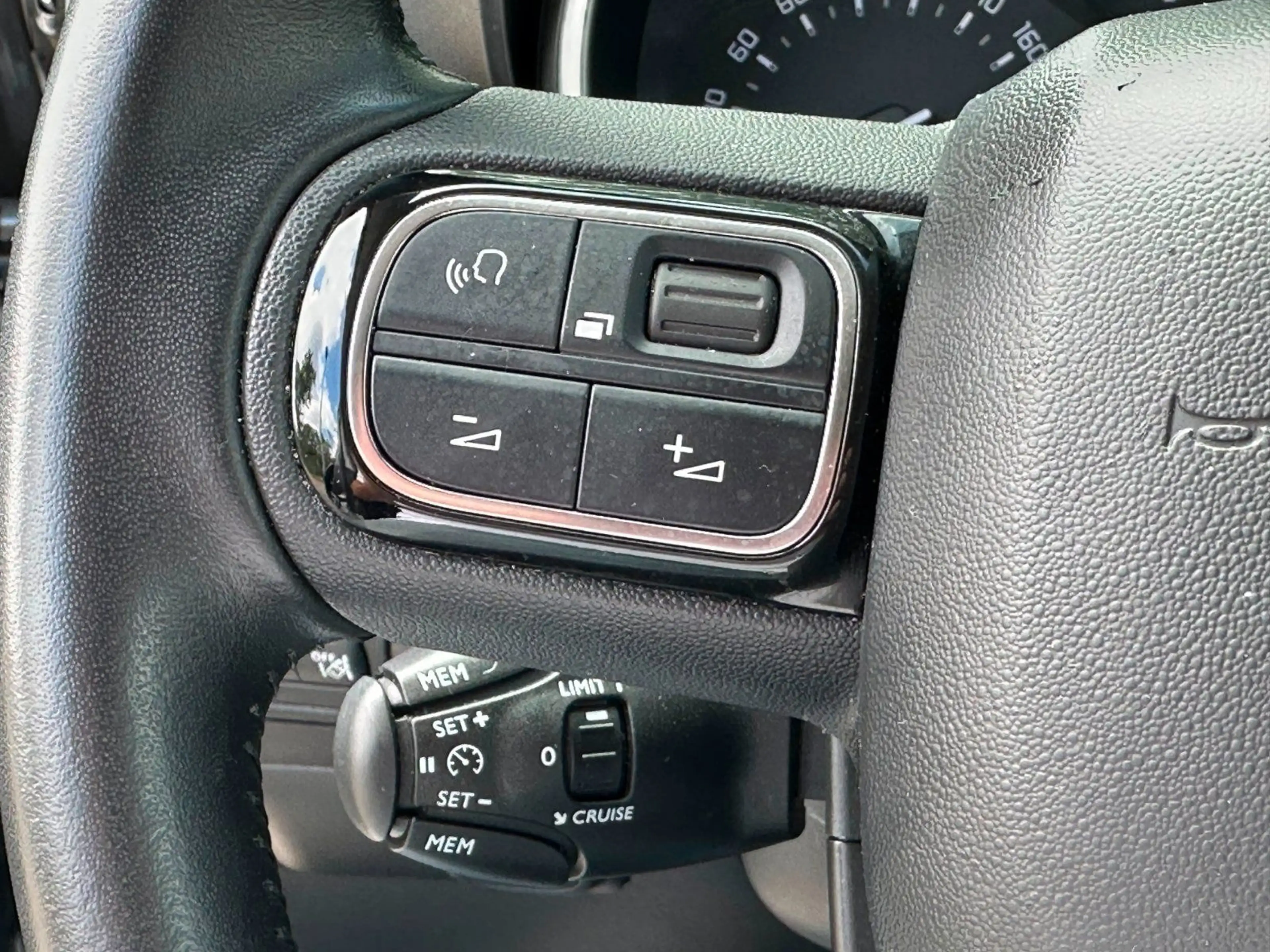 Citroen C3 Aircross C3 Aircross Shine Business NAVI. EAT6. PDC. ALU — photo 14
