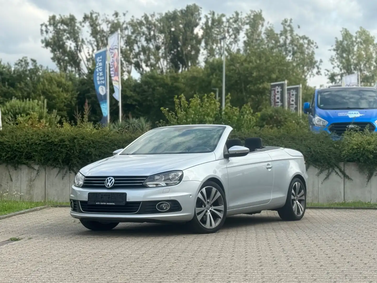 Volkswagen Eos Basis BMT*AUTOMA*KLIMAAUT*NAVI*TEMP.*TÜV* Silber - 1