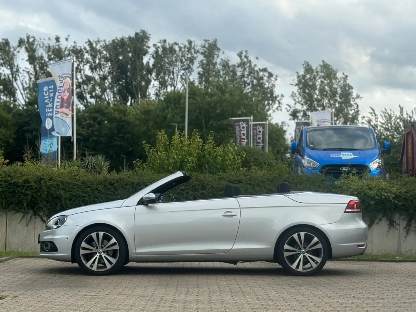 Volkswagen Eos Basis BMT*AUTOMA*KLIMAAUT*NAVI*TEMP.*TÜV* Silber - 2