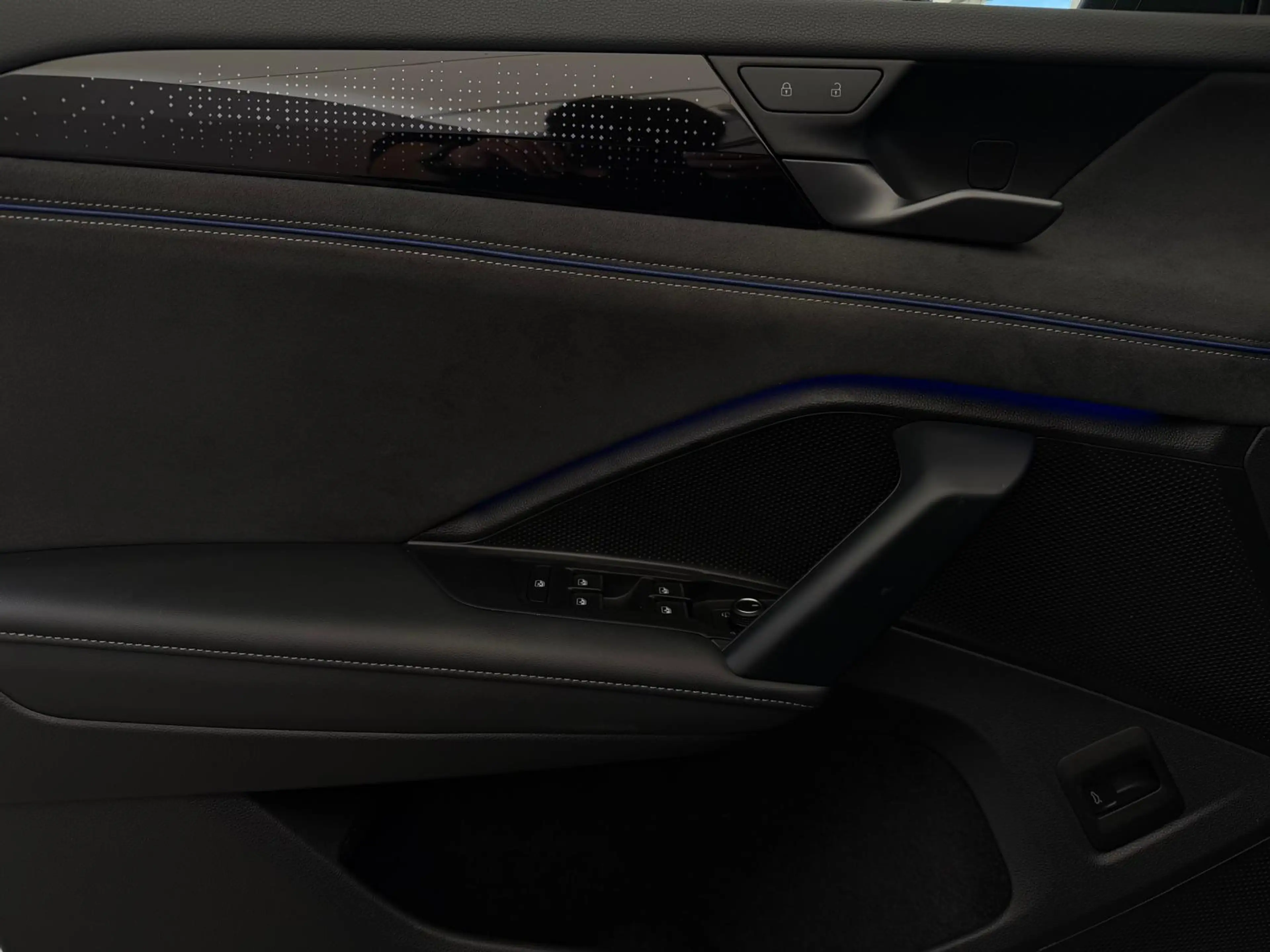 Volkswagen Tayron R-Line 2.0TDI DSG+AHK+H&K+KAMERA+NAVI+ACC — photo 7
