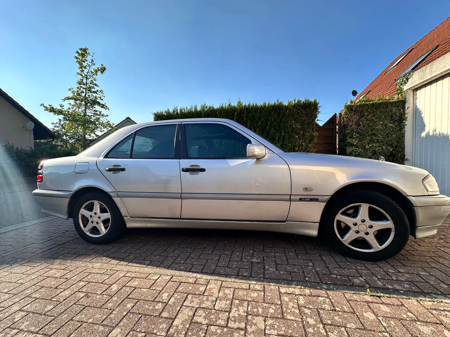 Mercedes-Benz C 180 C 180 Classic Gris - 1