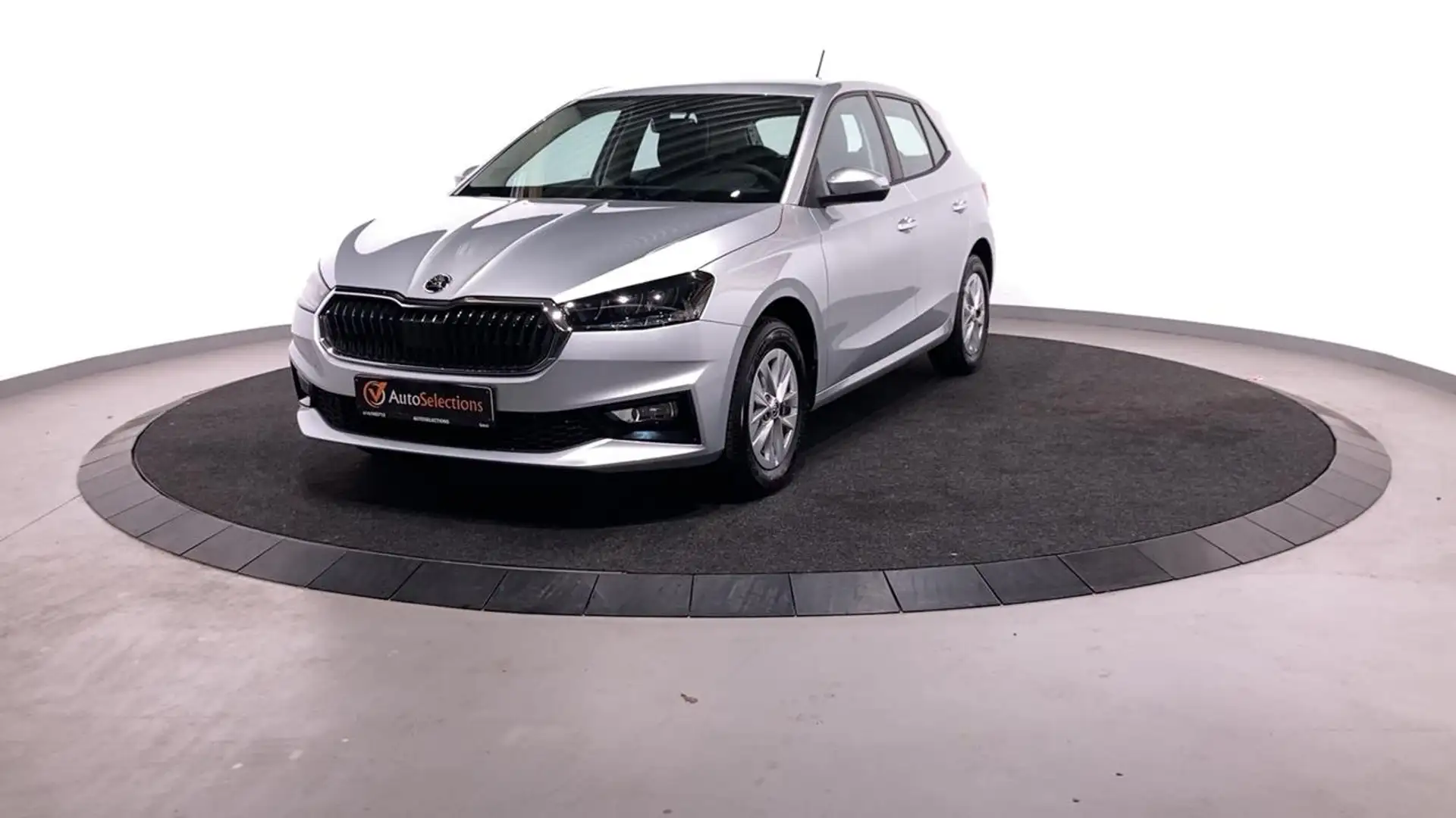 Skoda Fabia 1.0 TSI DSG Ambition/Apple Car Play/Android Auto Silber - 1