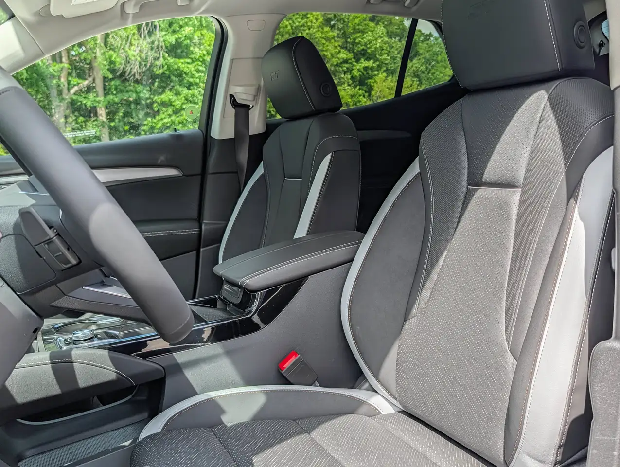 Buick Envision снимка Buick Envision