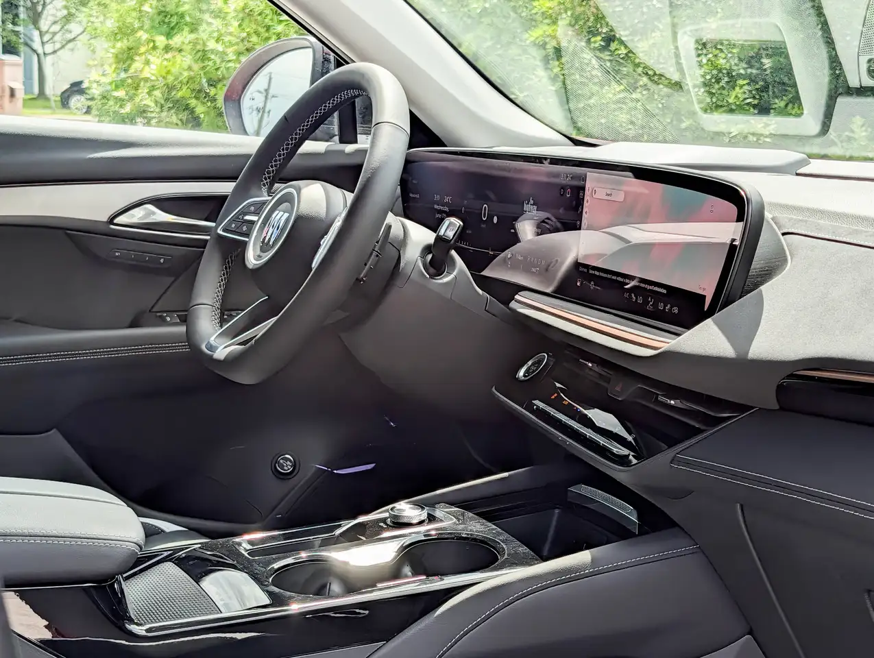Buick Envision снимка Buick Envision