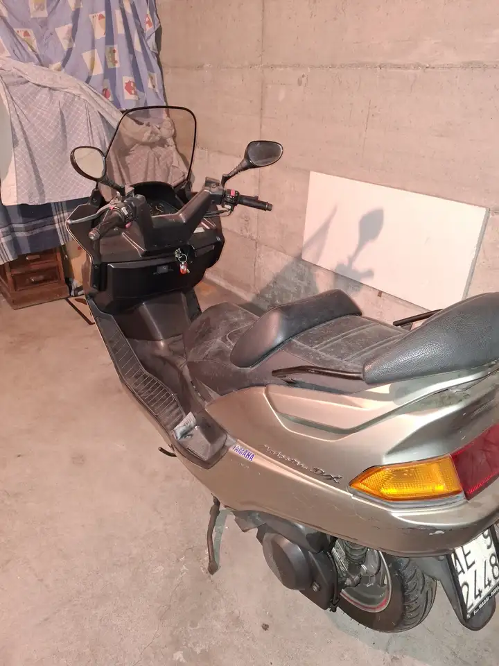 Yamaha Majesty 250