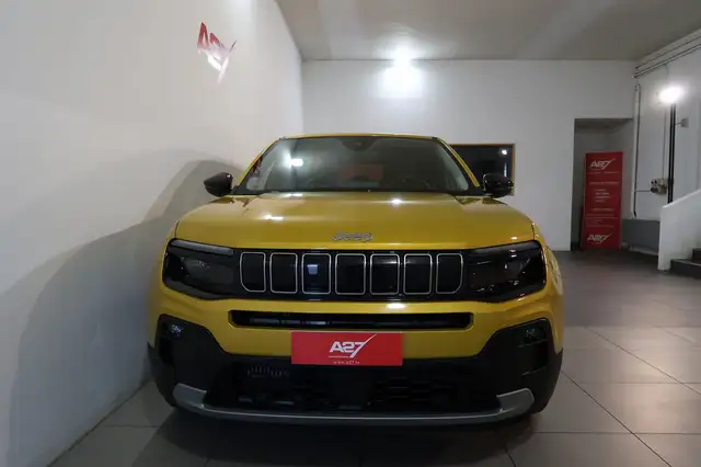 Jeep Avenger view 9