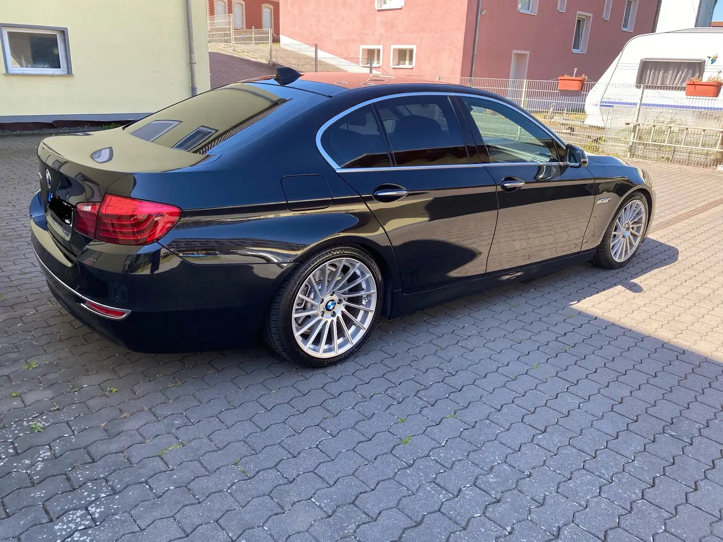 BMW 525 525d xdrive luxury line Schwarz - 1