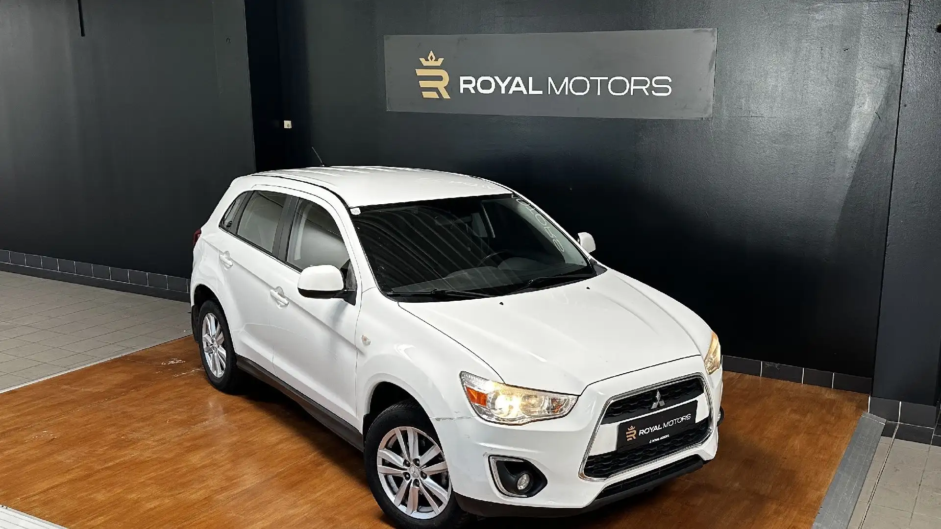 Mitsubishi ASX 1.8DI-D 150 Instyle 4WD Weiß - 2