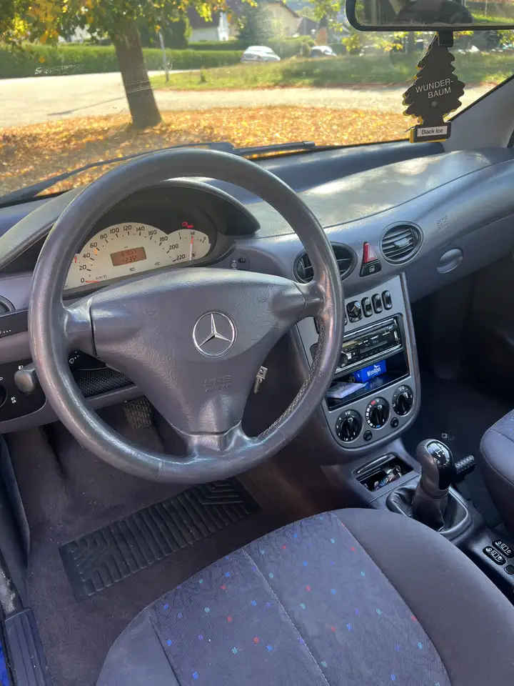 Mercedes-Benz A 140 Classic, foto 2