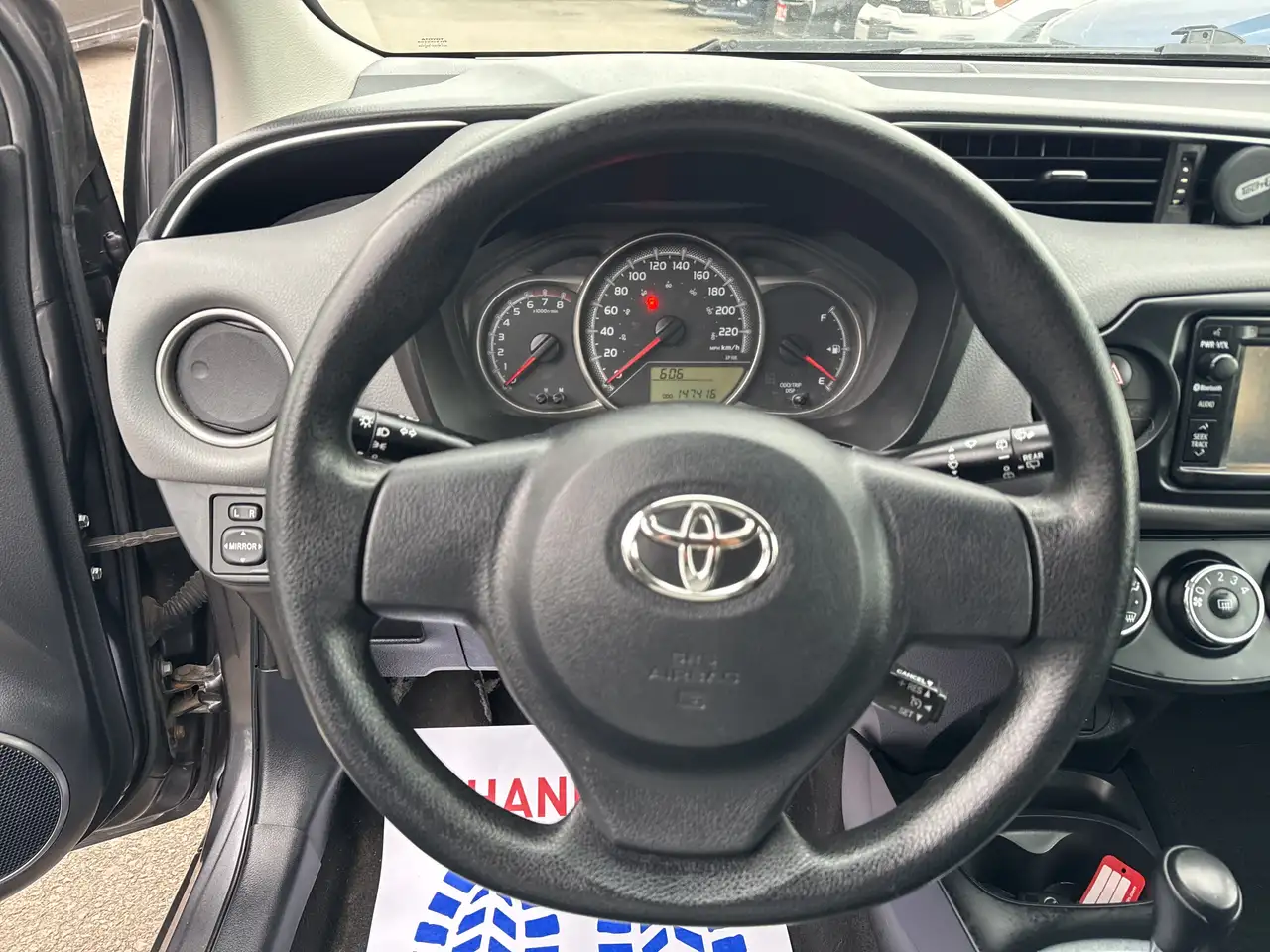 Toyota Yaris снимка Toyota Yaris