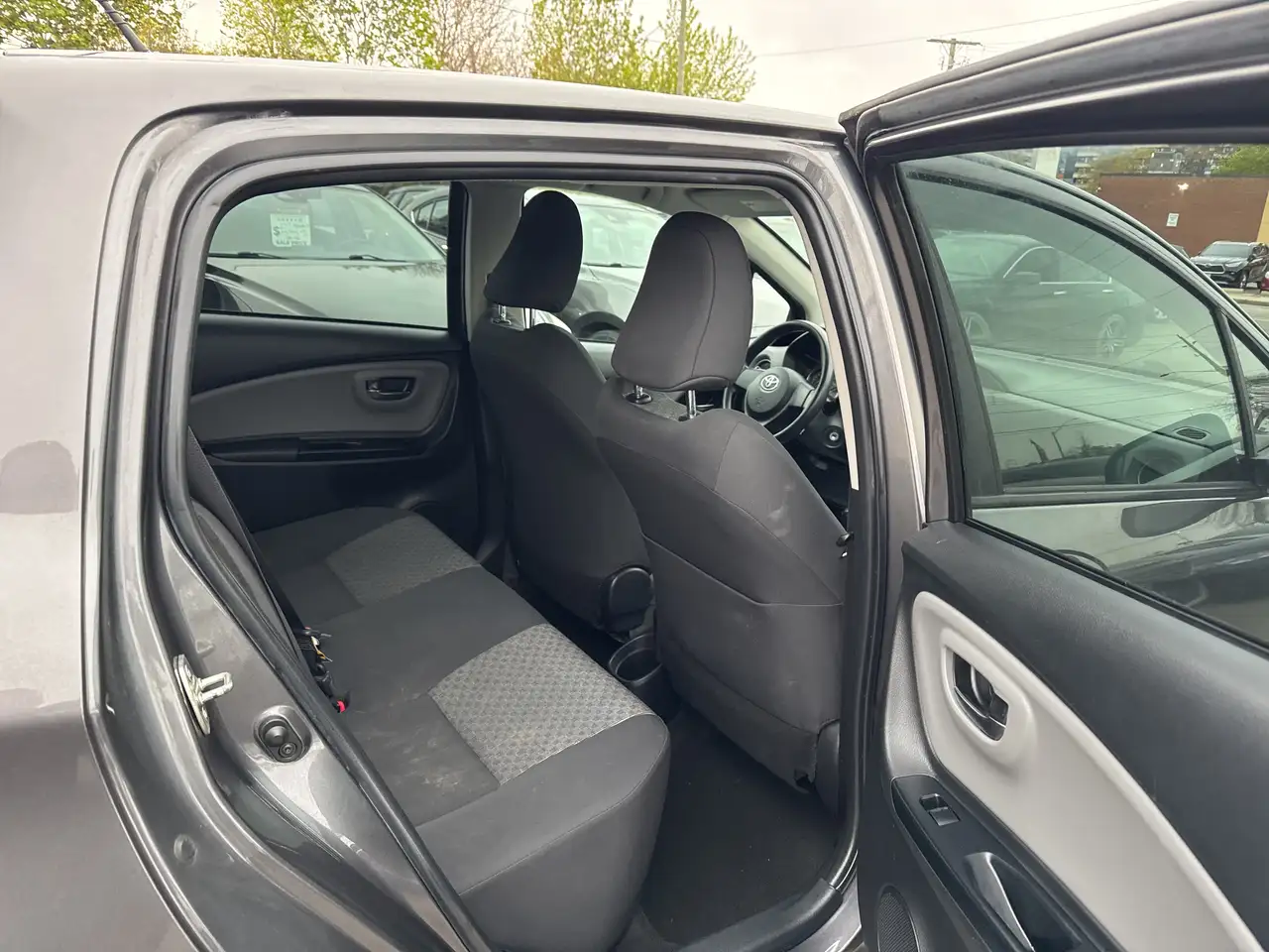 Toyota Yaris снимка Toyota Yaris