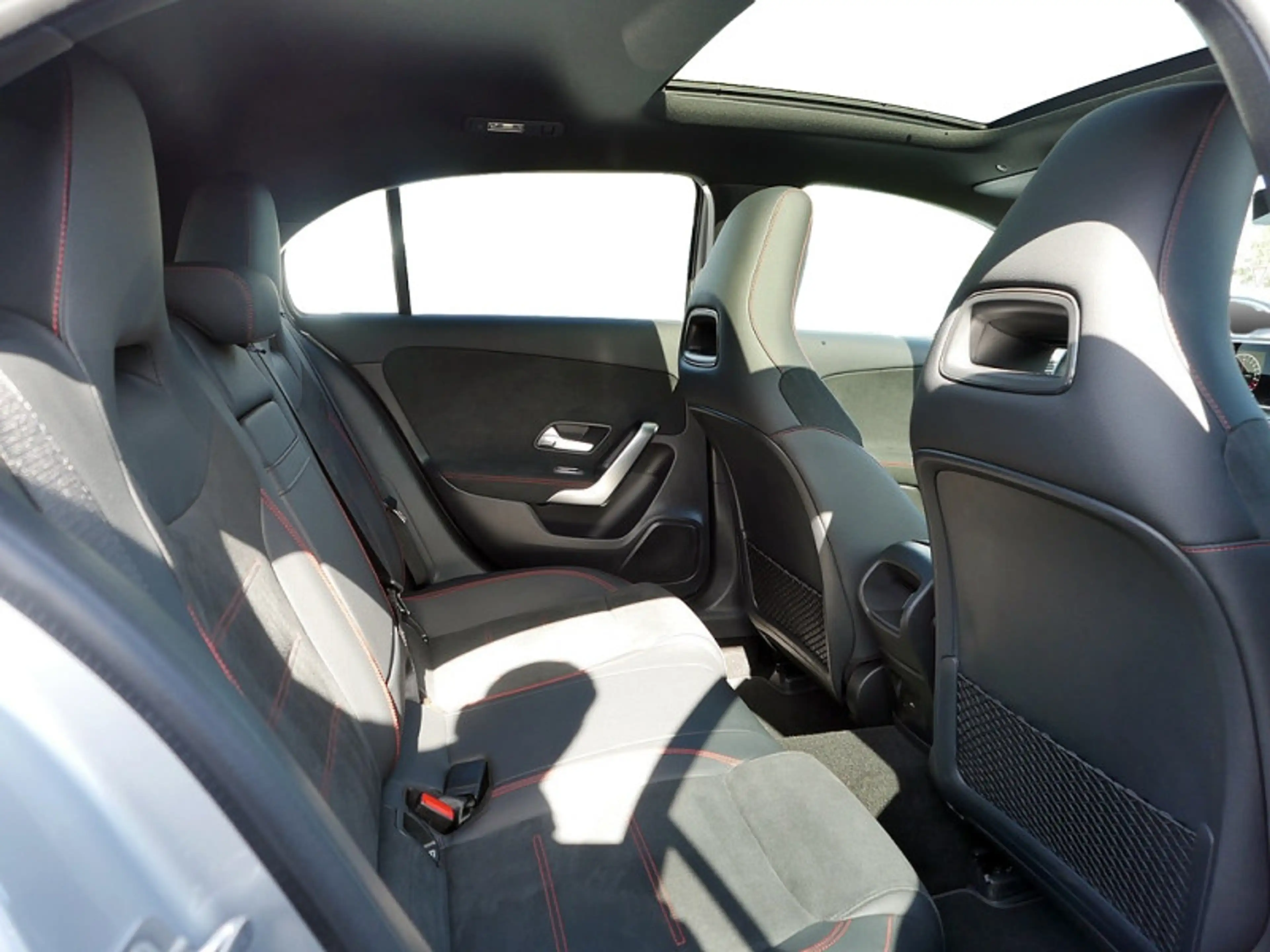 Mercedes-Benz A 250 e , AMG MEMO AHK KAMERA PANO SPUR STANDH — photo 9
