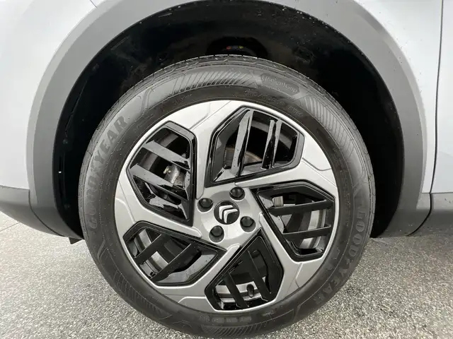 Citroen C4 view 6