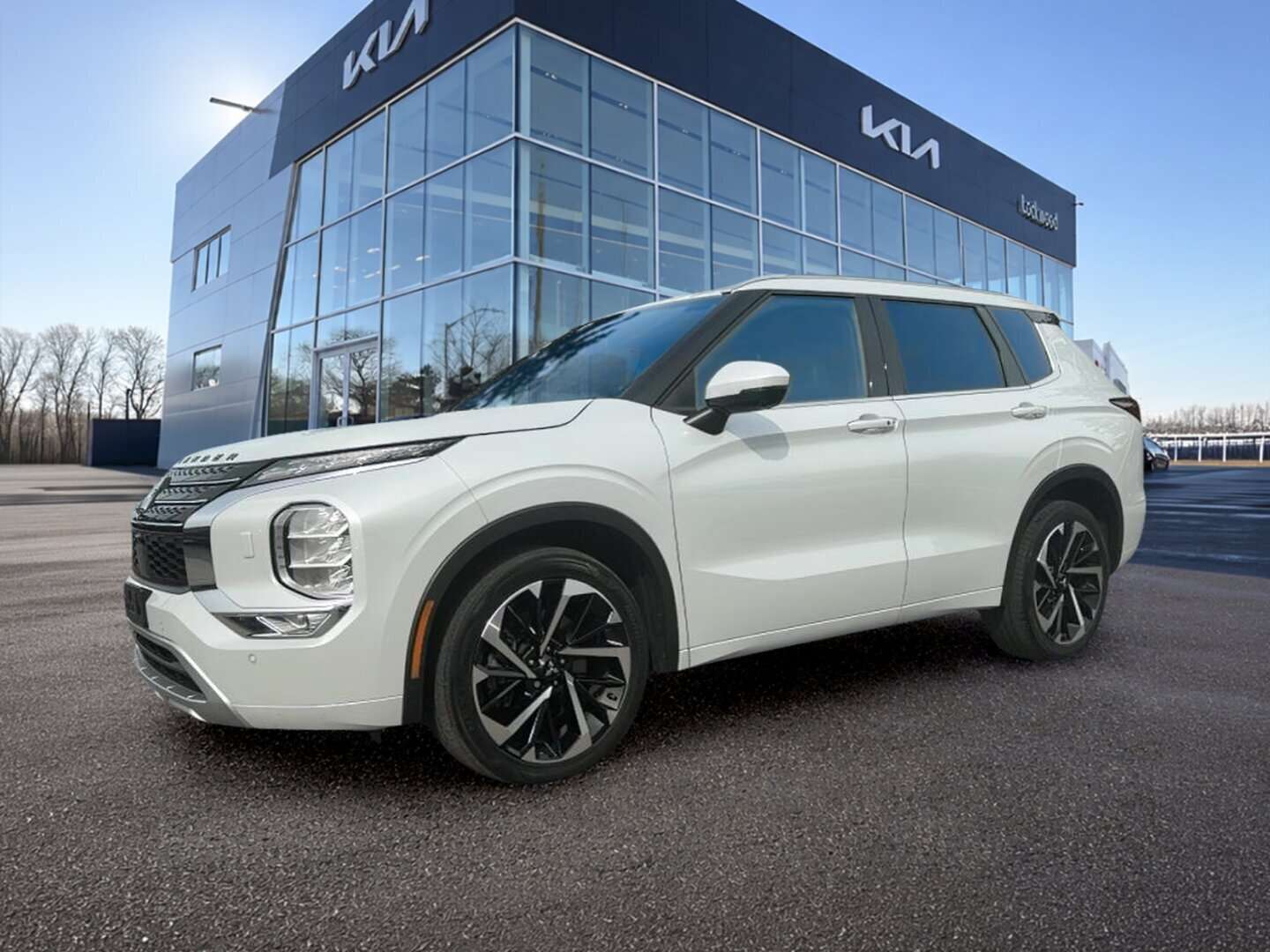 used 2022 Mitsubishi Outlander car, priced at $27,999