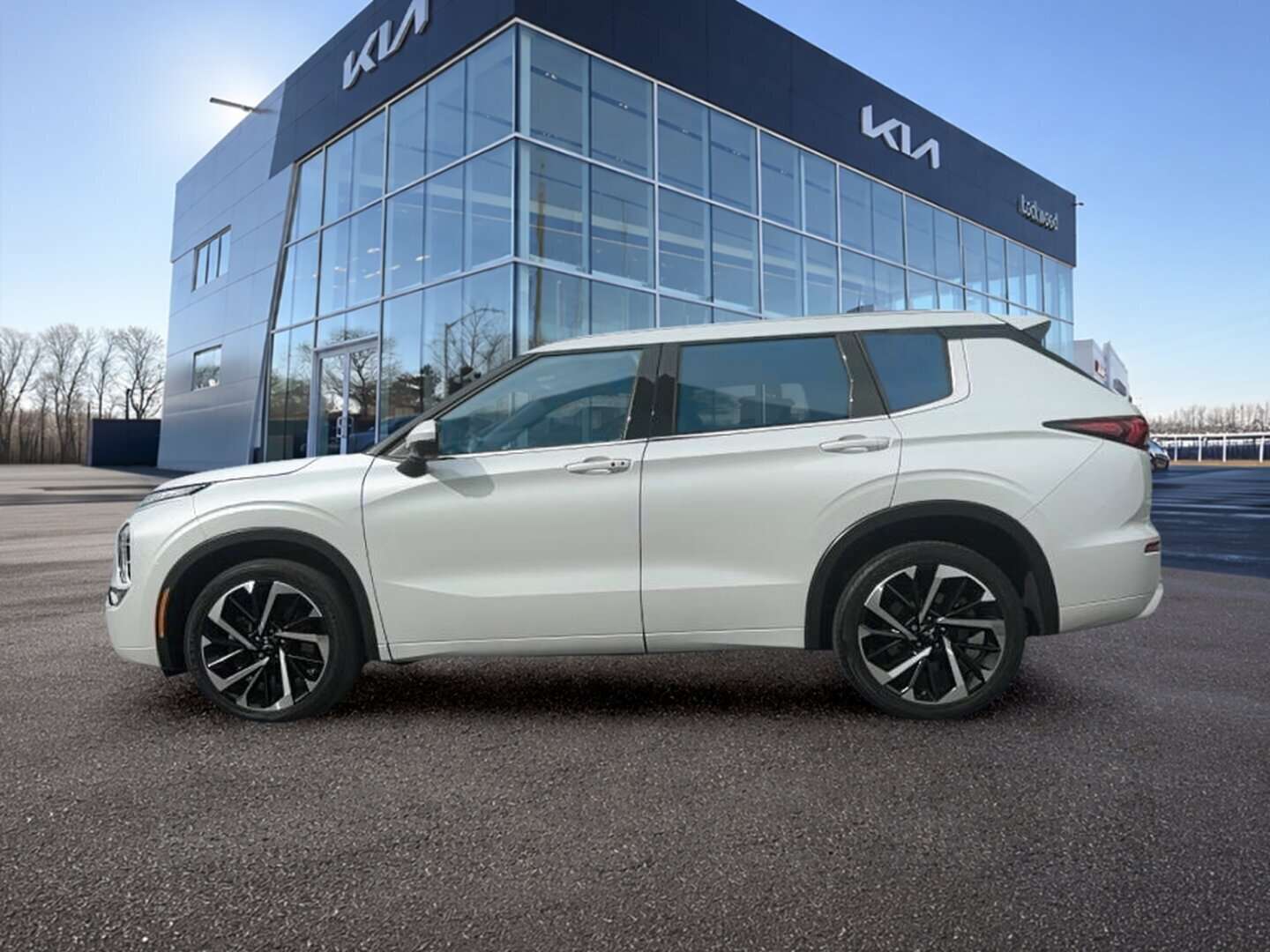 used 2022 Mitsubishi Outlander car, priced at $27,999