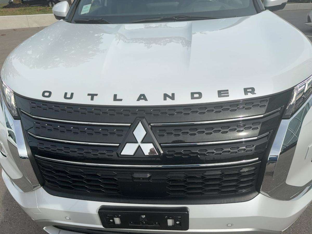 used 2022 Mitsubishi Outlander car, priced at $27,999