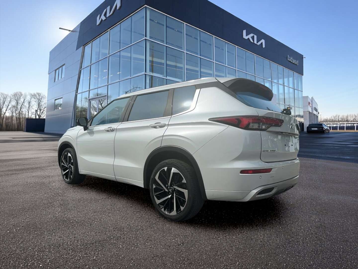 used 2022 Mitsubishi Outlander car, priced at $27,999