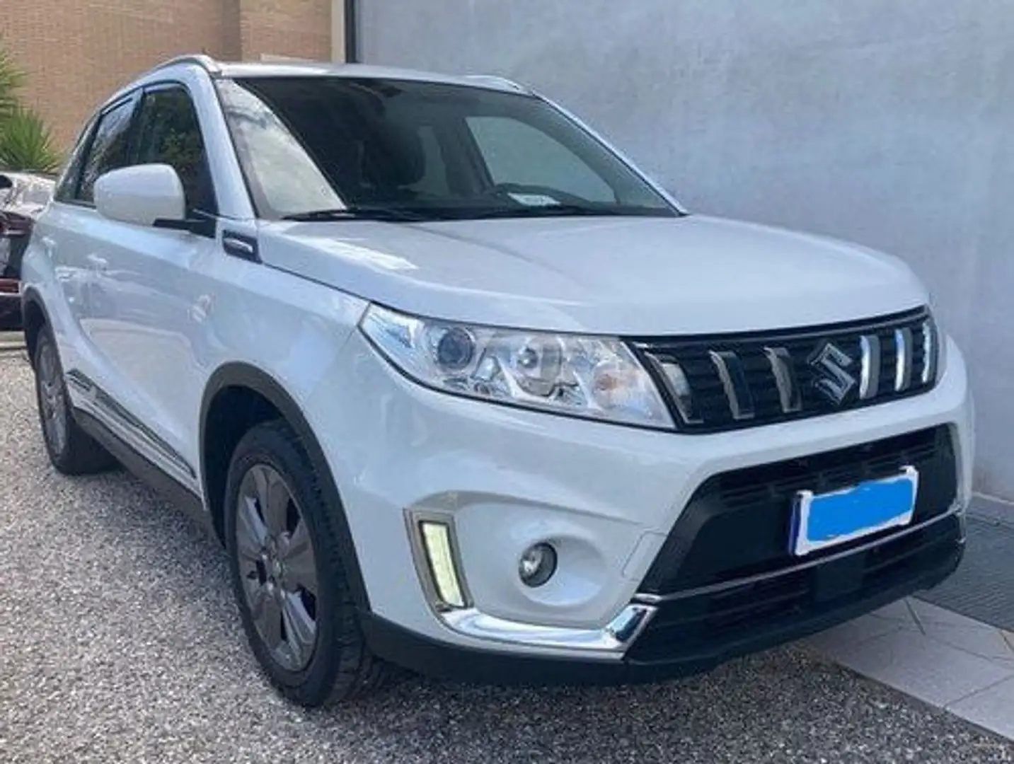 Suzuki Vitara Vitara 1.0 boosterjet Cool 4wd Allgrip Bianco - 1
