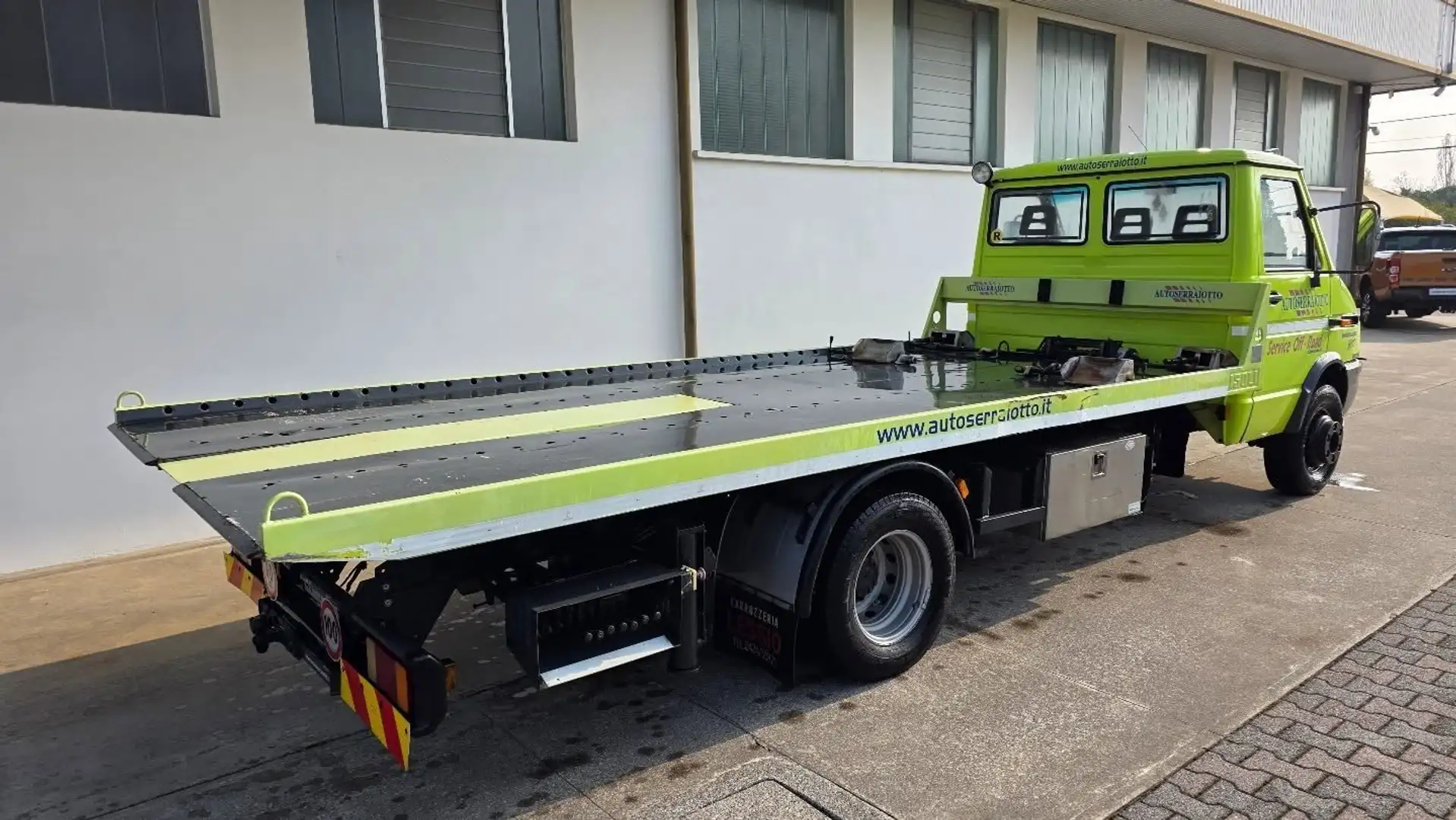 Iveco Daily CARROATTREZZI ISOLI 59-12 Giallo - 2