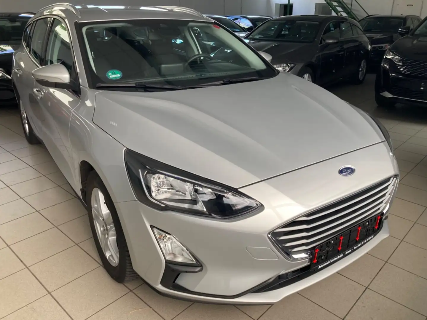 Ford Focus Turnier Cool & Connect Navi Sitzh Kam LED Silber - 2