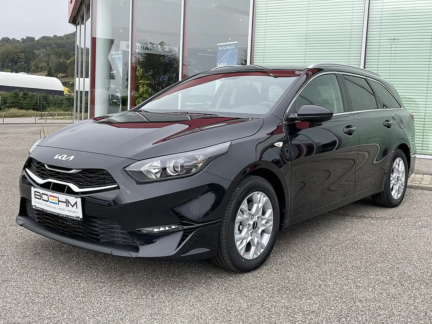Kia Ceed SW / cee'd SW ceed SW 1,0 T-GDI GPF ISG Titan + P1 Schwarz - 1