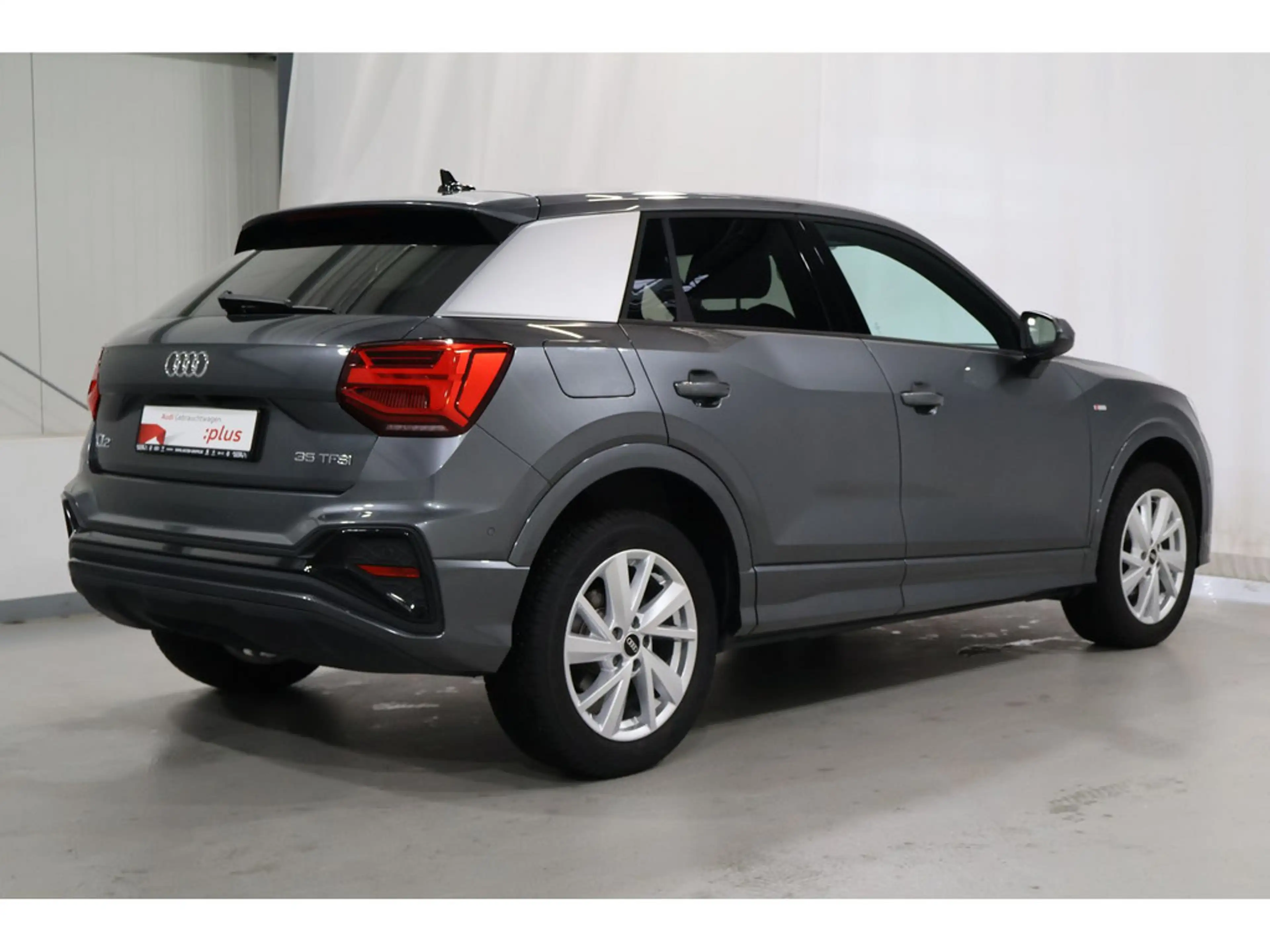 Audi Q2 35 TFSI S line MatrixLED*Kamera*Navi — photo 3