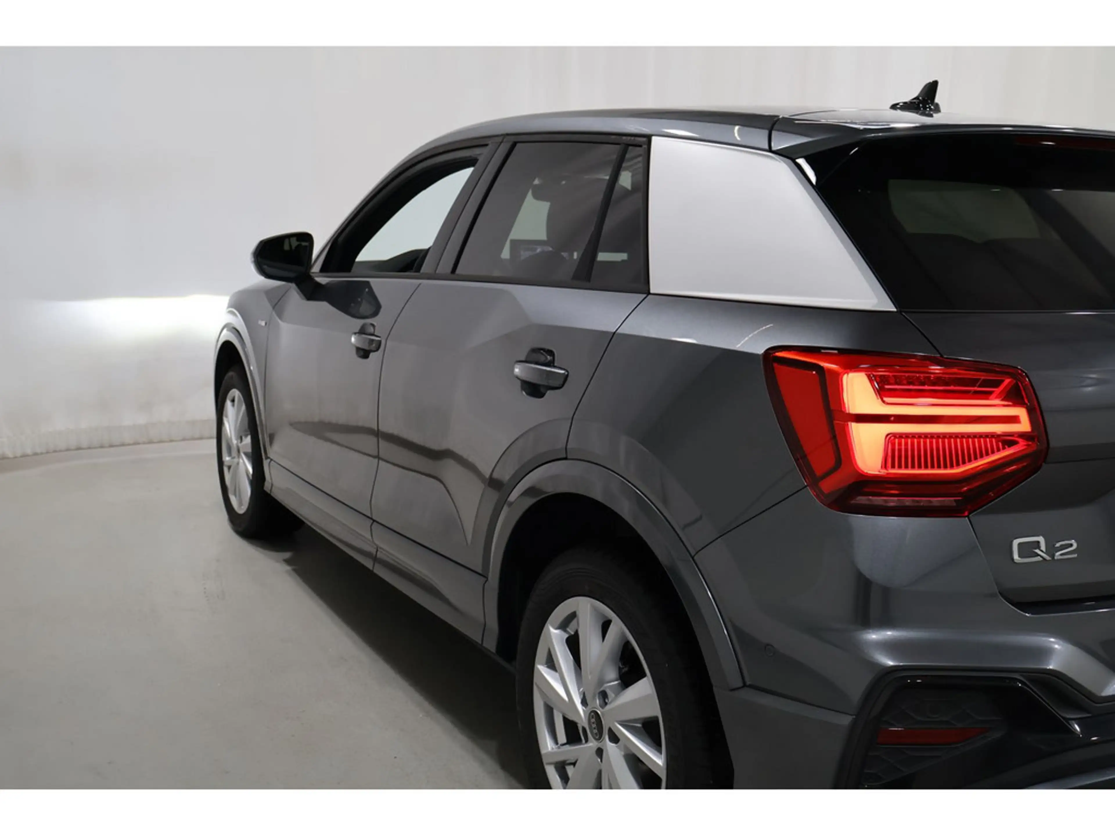 Audi Q2 35 TFSI S line MatrixLED*Kamera*Navi — photo 13