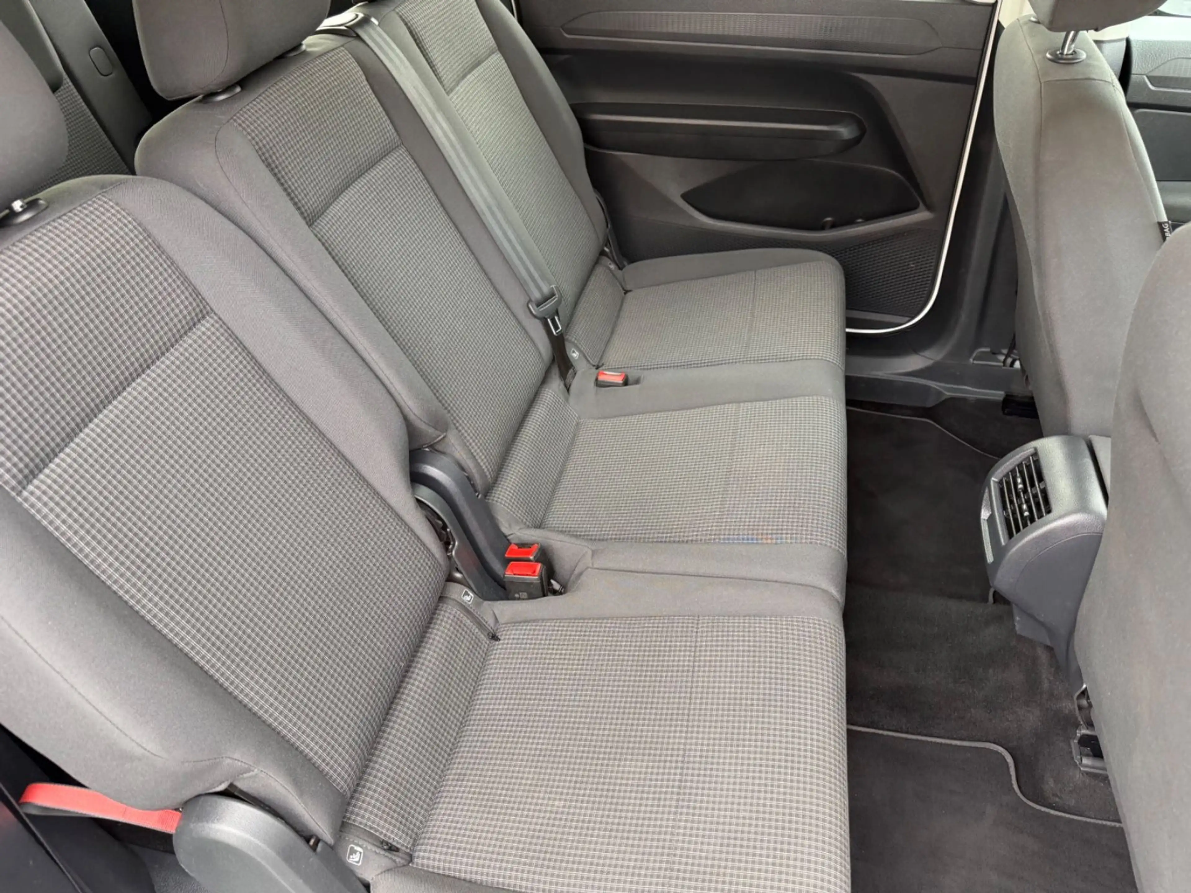 Volkswagen Caddy *AUTO*NAVI*7-SITZER*PDC*DAB — photo 15